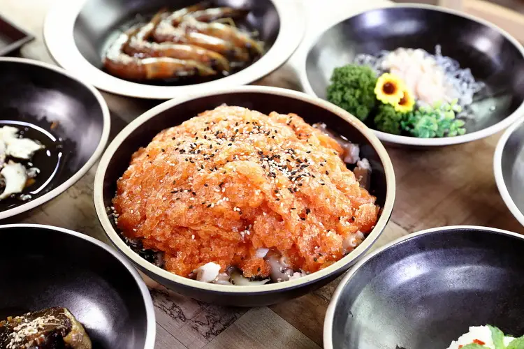 국내산 낙지로 만든 낙지볶음 & 낙지 물회 맛있는 곳 추천