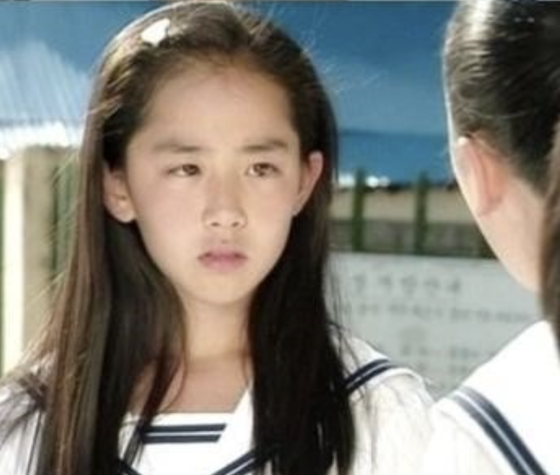 어린 나이에 데뷔해 국민 여동생으로 사랑받던 문근영 어린 시절 리즈 모습