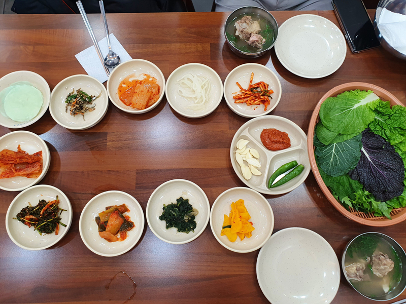 밑반찬-상차림