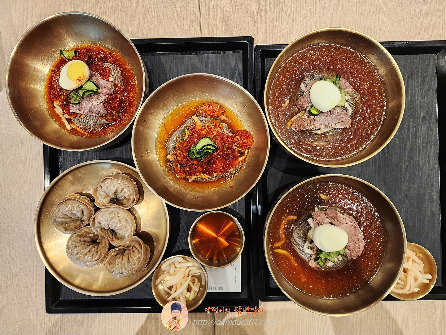 회냉면, 물냉면, 비빔냉면, 만두