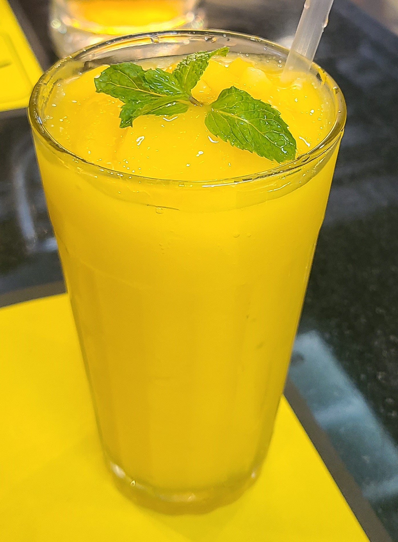 나트랑-망고주스-맛집-망고주스-사진