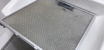 후드필터 기름 제거 뜨거운물과 중성세제 불림 세척법_2