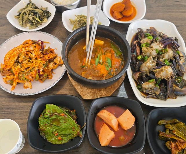 백반기행-강화밥상-꽃게정식-서해꽃게전문