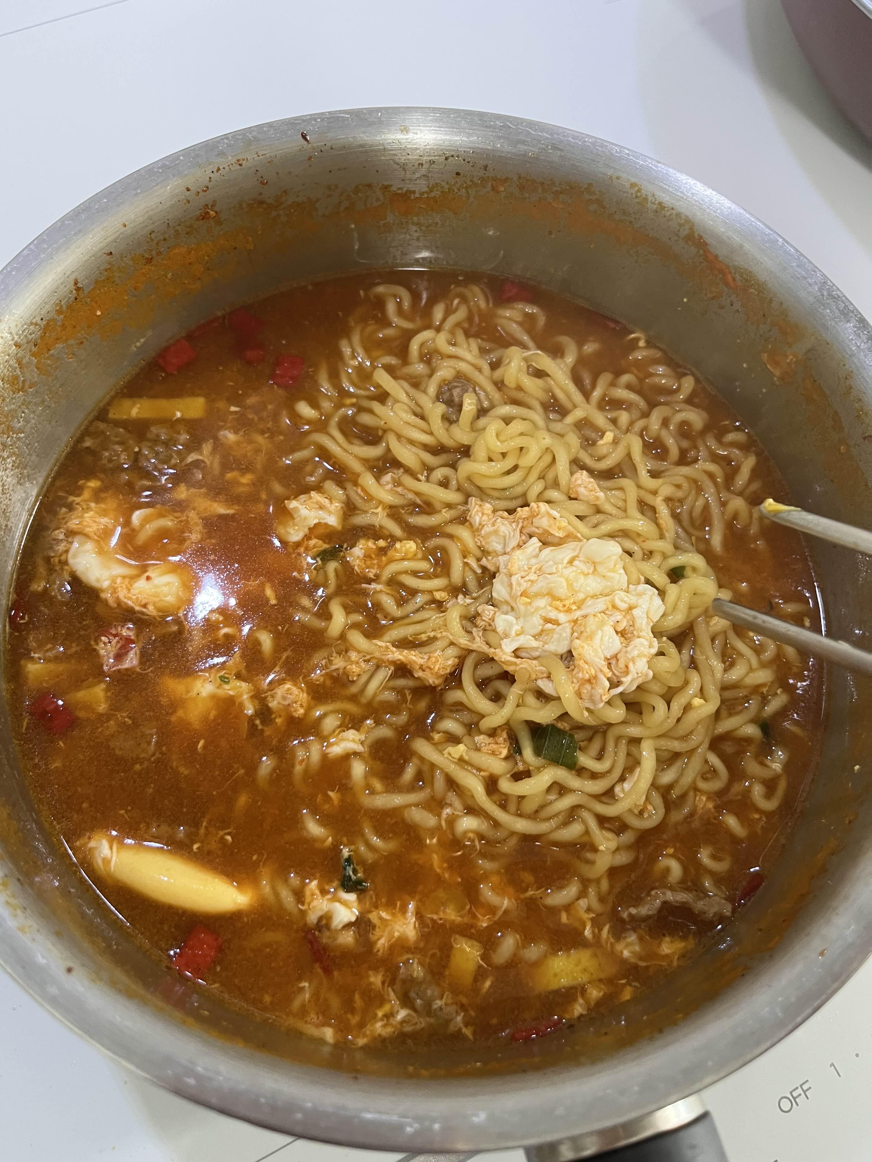 신라면 더레드