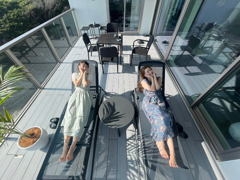 '토키타 아미'와 '아오조라 히카리' 둘이서 소녀소녀한 깨방정 귀여운 사진