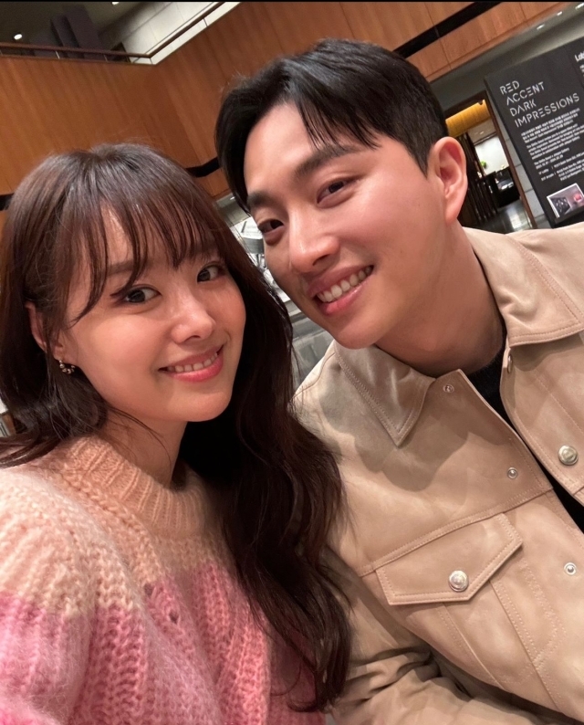 박위와 송지은