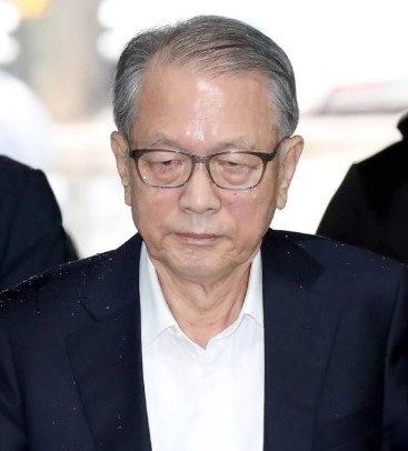 김기춘 비서실장 징역 2년 감형 근황 | 김기춘 프로필 나이 고향