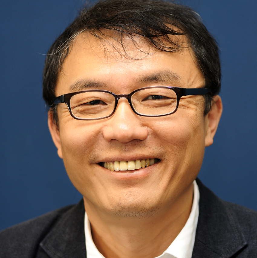 민경우 활동