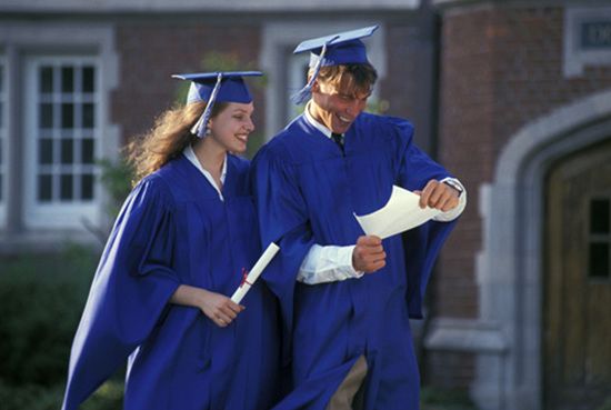 대학생 학자금에 관한 그림