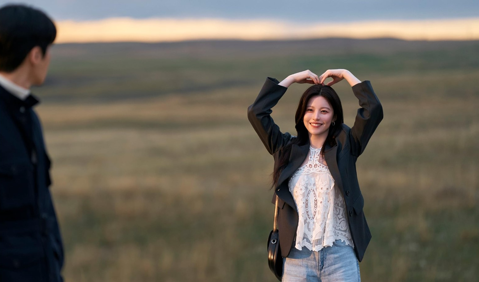 넷플릭스 로맨스 드라마 이 사랑 통역되나요 차무희 고윤정 스틸컷