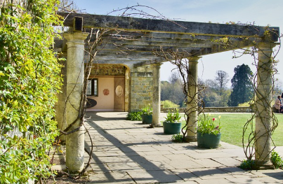 베란다/발코니 공간 활용법: 빨래, 정원, 창고 활용 팁