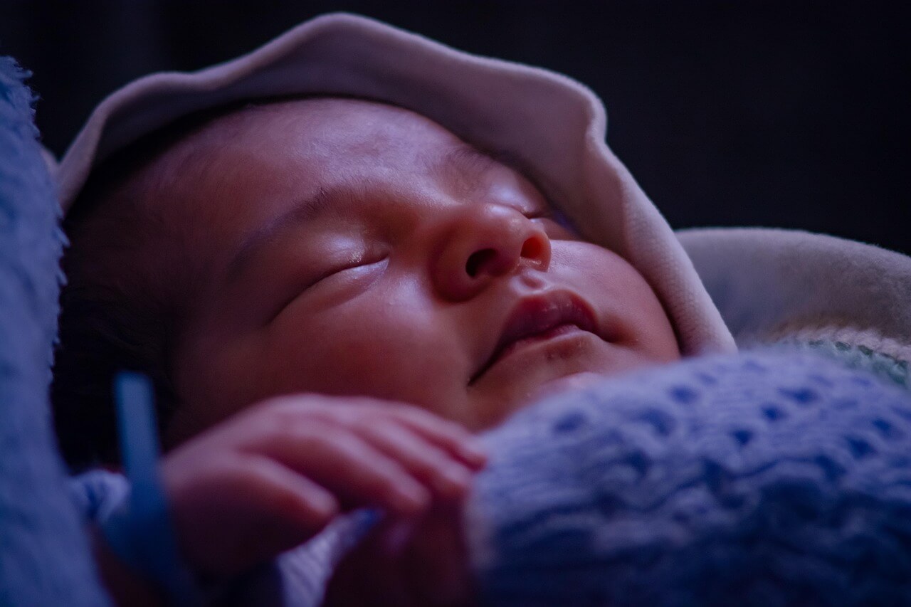 한국인의 수면 부족이 10대 청소년들의 우울증과 자살 충동에 미치는 영향을 알아보자