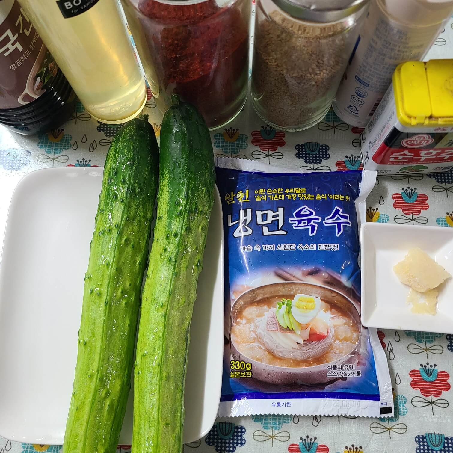 오이냉국 
오이냉국 만들기
오이냉국 재료