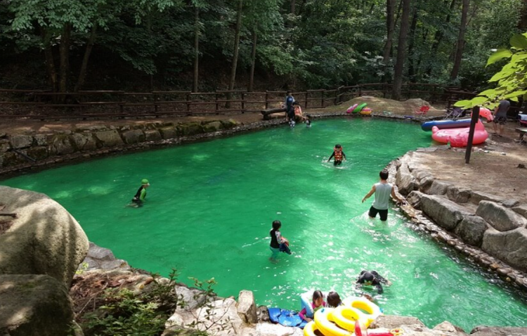 조령산 자연휴양림