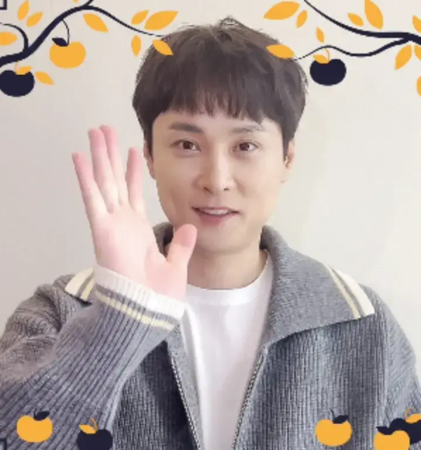 가수-민경훈-사진