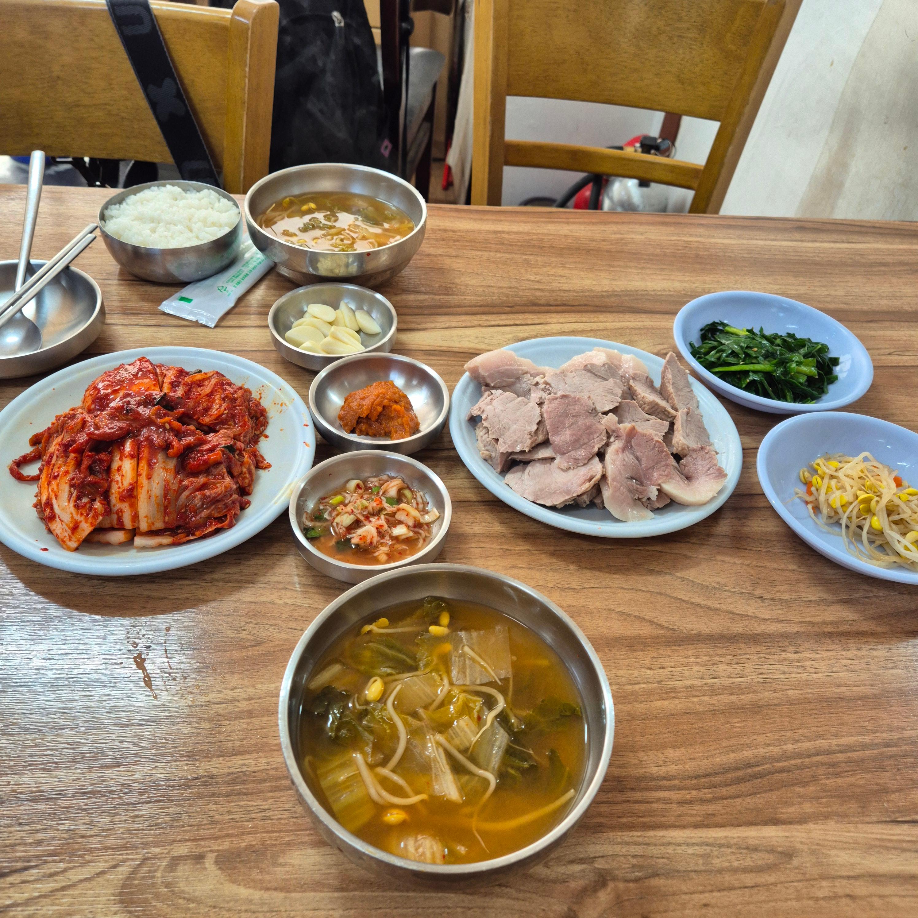 마포구 보쌈, 공덕동 영광보쌈, 공덕역 맛집, 수육 맛집, 서울 보쌈 추천, 영광보쌈 내돈내산, 보쌈 솔직후기, 마포구 맛집 후기, 공덕동 점심추천, 공덕 포장 가능 식당