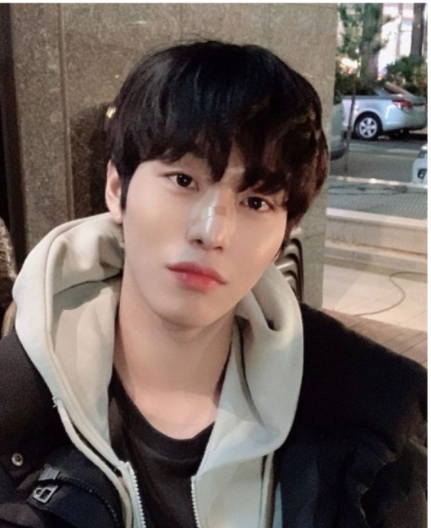 안효섭 박지현 열애설이 뜨는 이유......... (+찐팬의 폭로 럽스타)