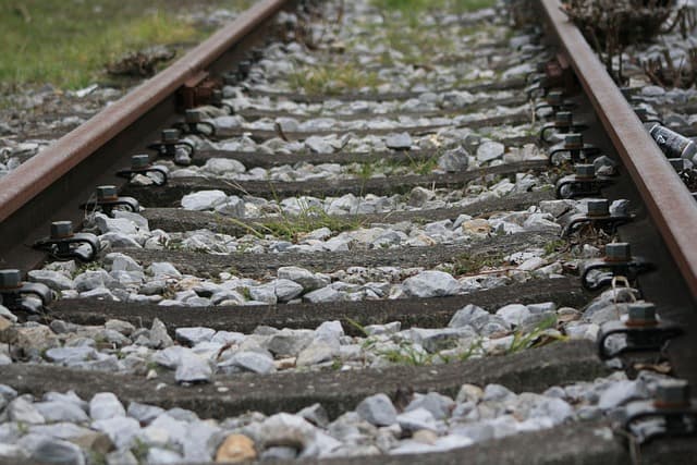 철도와 산업유산: 폐선과 철교가 남긴 문화적 의미