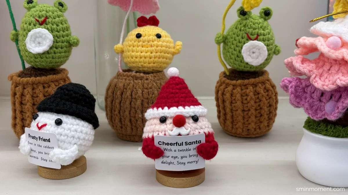 북촌한옥마을-투어-오브젝트-편집숍-옆-니팅소품샵-귀여움-한도초과-토마토-파인애플