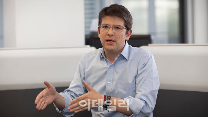 유세 중 총격 사건