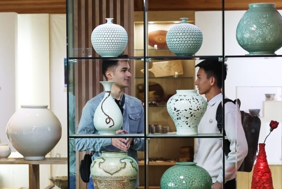 2025년 제39회 이천 도자기축제 – 도자기의 색, 이천의 빛!!!