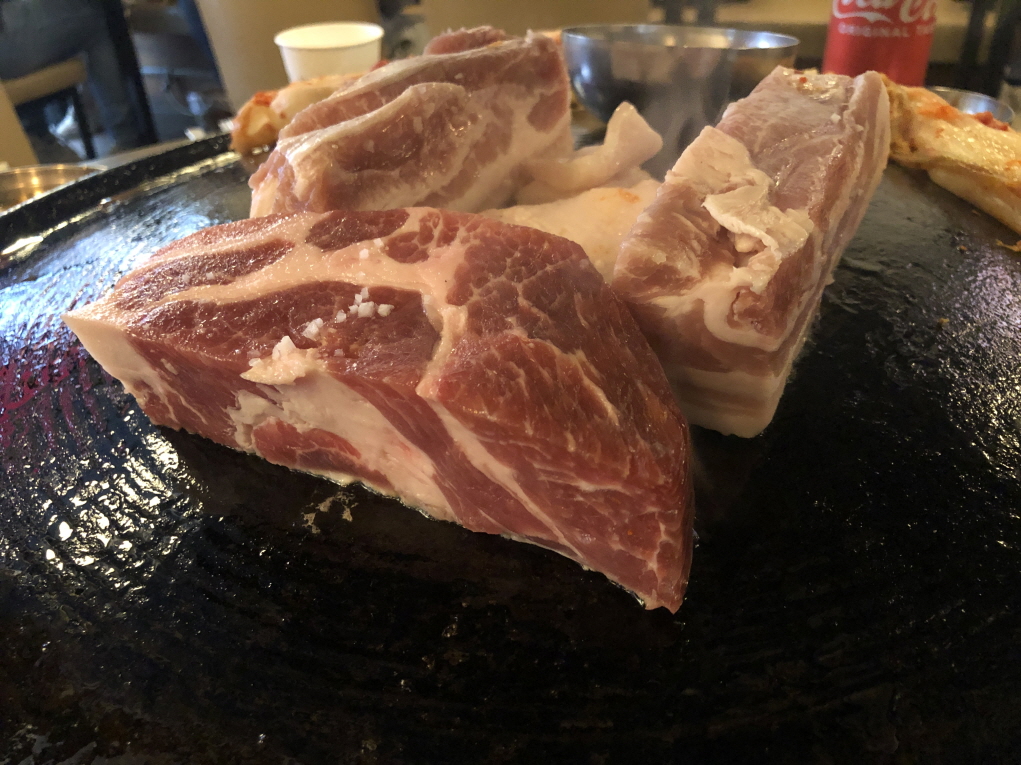 삼겹살과 목살 반반 한판