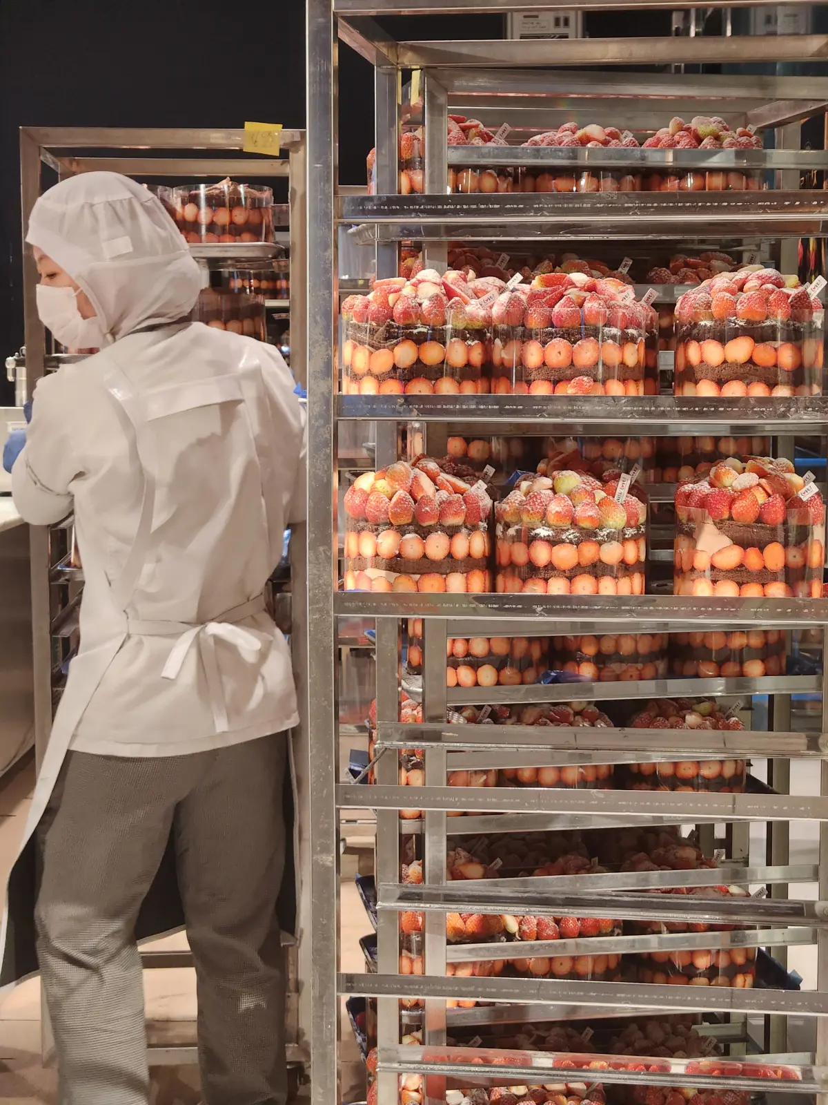 대전-성심당-본점-케익-부띠끄-딸기시루-케이크-만드는-오픈-공간