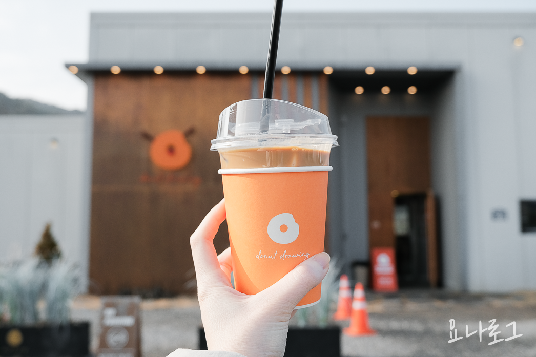 도넛맛집 도넛드로잉 드로잉도넛 판교도넛 미금도넛 분당도넛 판교카페 판교카페추천 미금카페 미금카페추천 분당카페 분당카페추천 분당브런치 판교브런치 브런치카페추천 초코도넛 피넛도넛 라즈베리도넛 우유생크림도넛