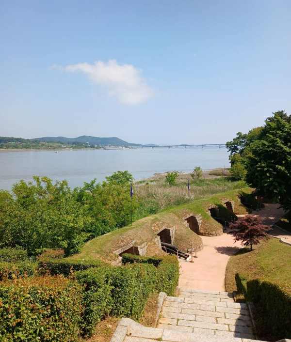 덕진진 남장포대가 보이다