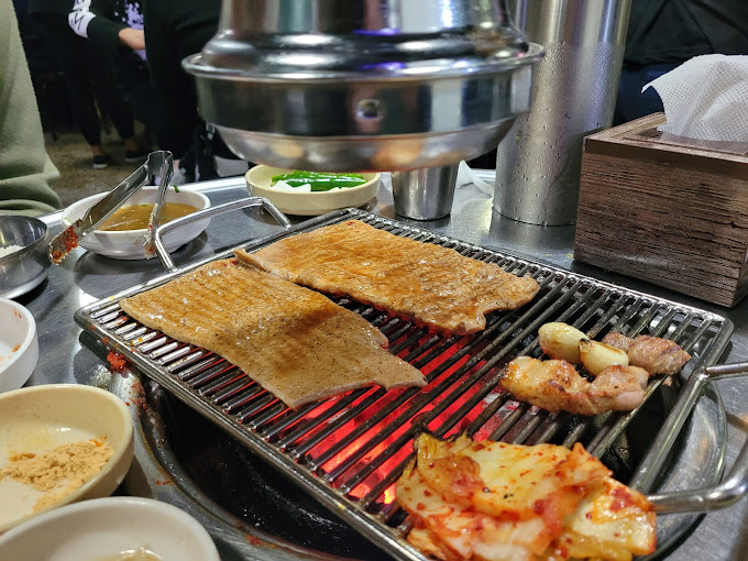 마포 망원동 껍데기 '한강껍데기'