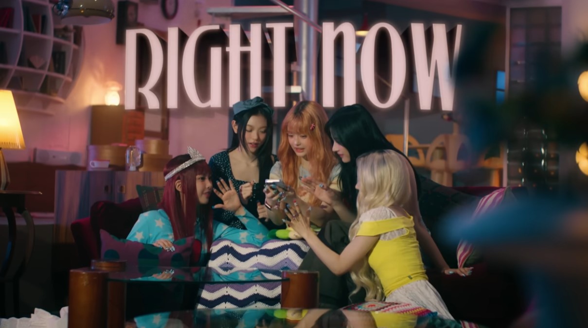 뉴진스 right now
