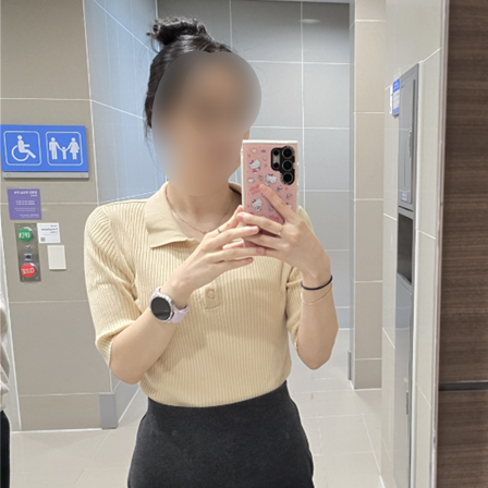 산리오 헬로키티 케이스 착용샷