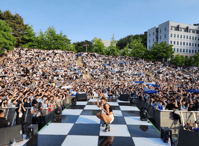 대학 별 축제 라인업