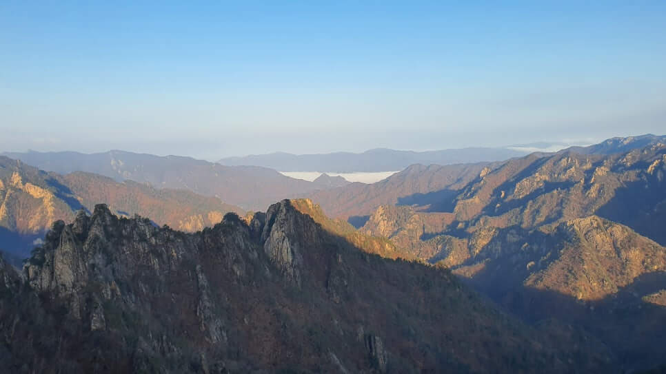 인제 봉정암 : 살아 생전에 꼭 한번 참배 해야할 불뇌사리보탑 가장 높고 가장 깊은 기도의 자리 하늘 아래 첫 사찰