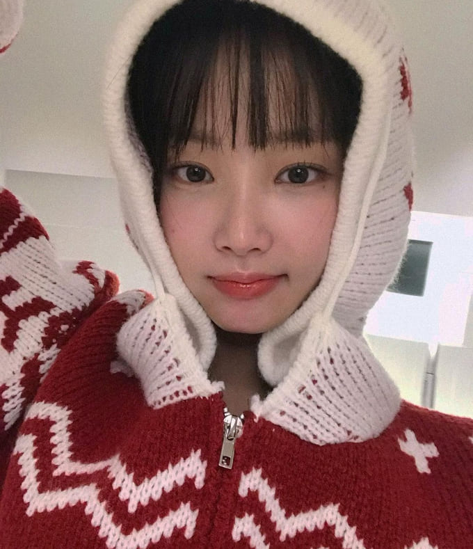 배우 연우 사복