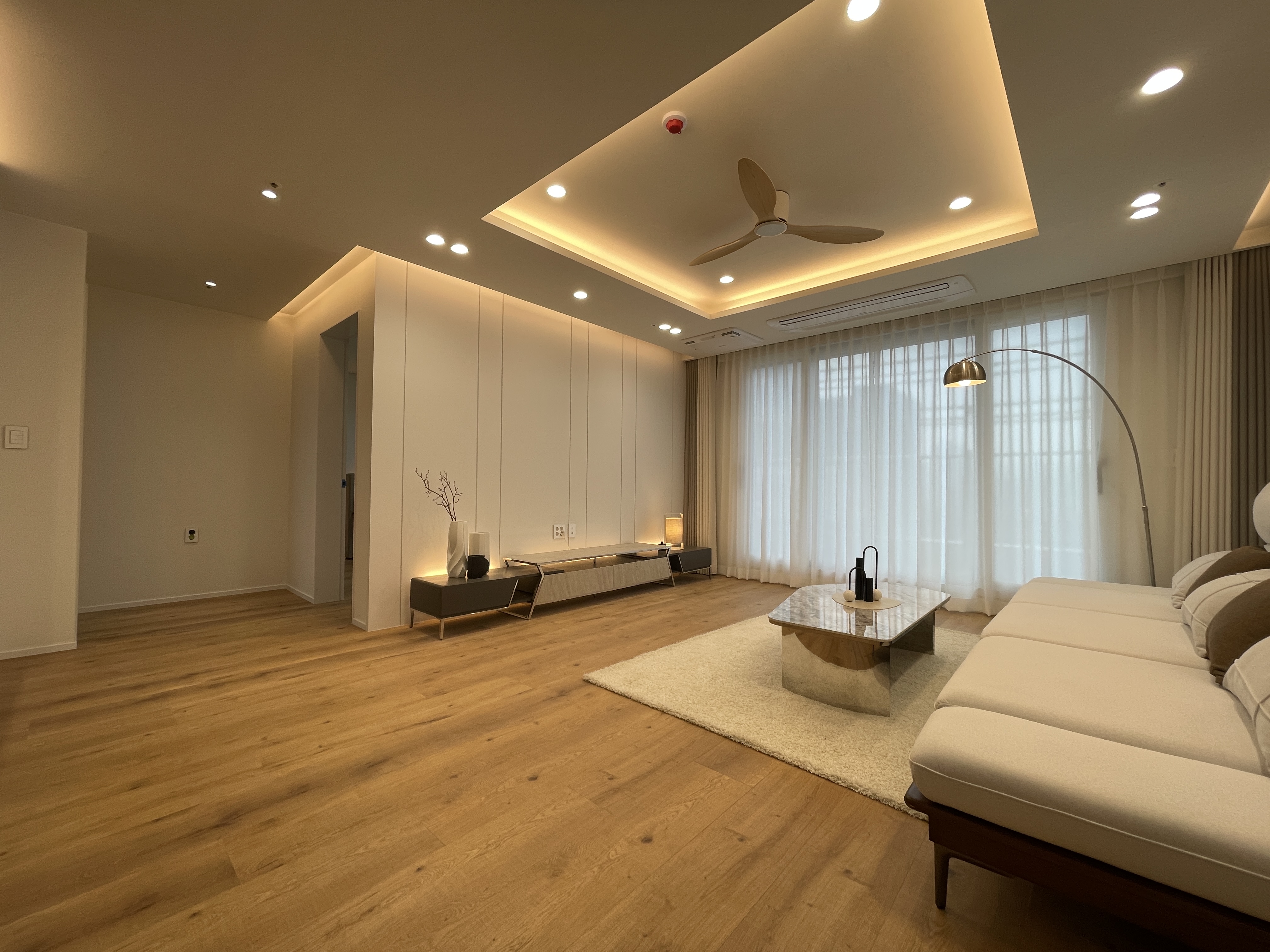 안양 신축 분양 방3개 왕테라스 풀옵션 안양 신축 분양 방3개 왕테라스 풀옵션