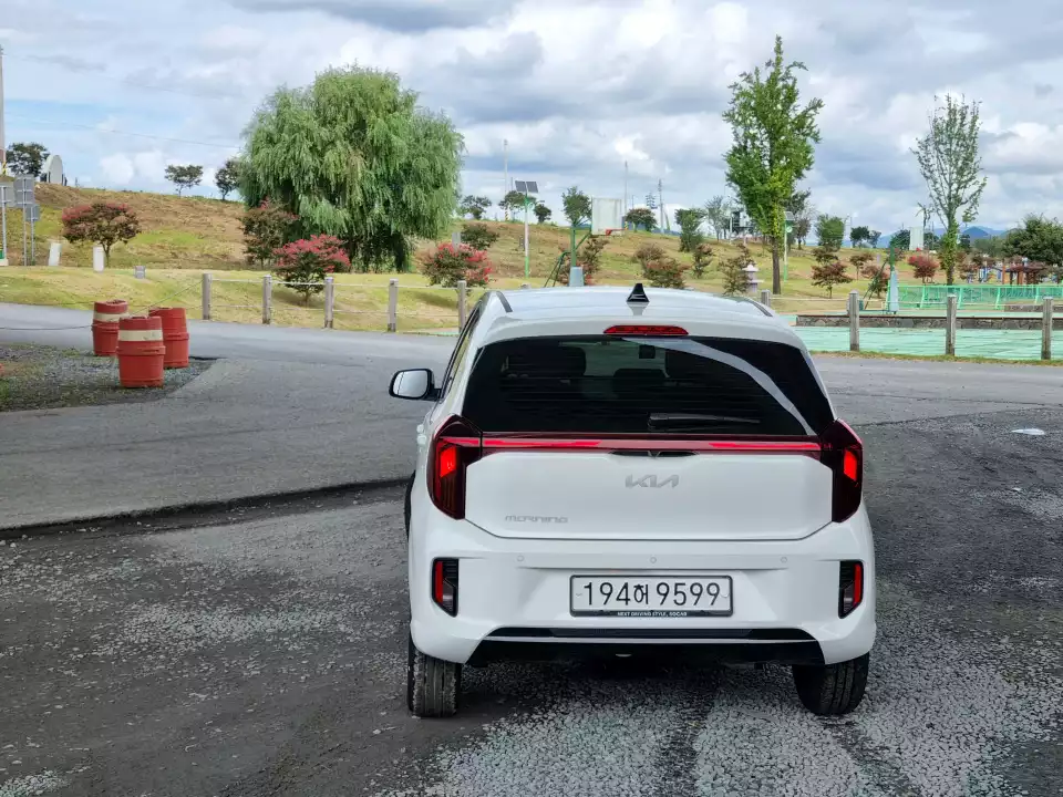 더 뉴 모닝 말고도 더 많은 신차가 투입될 예정입니다.