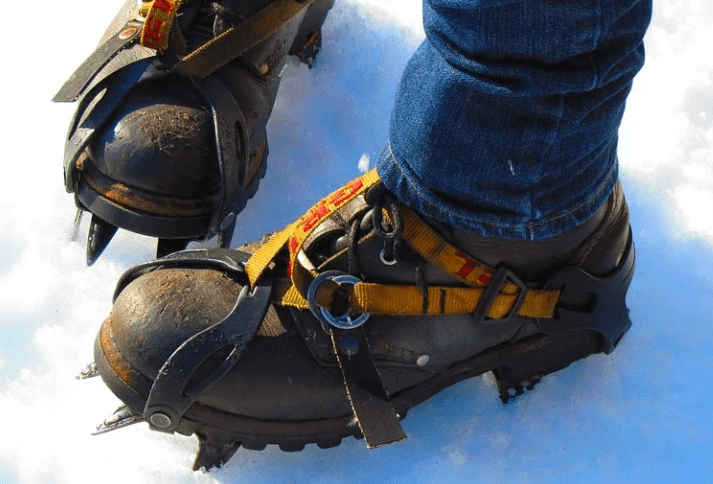 겨울 등산 아이젠