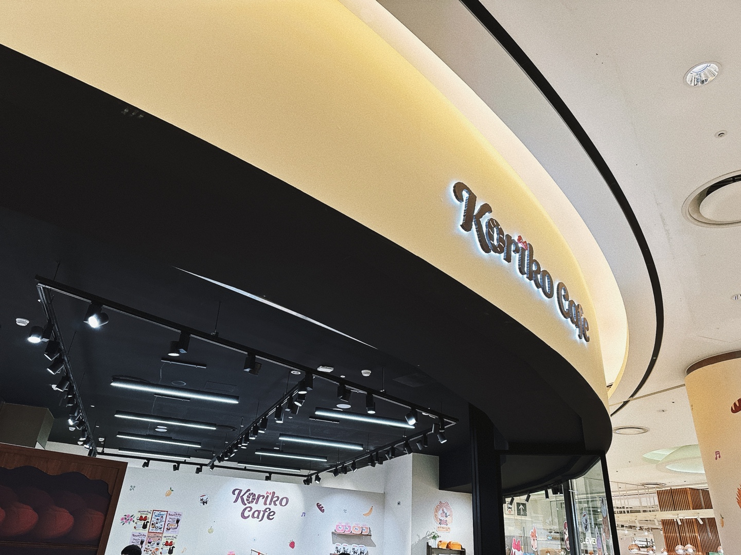 마녀배달부 키키 팝업스토어