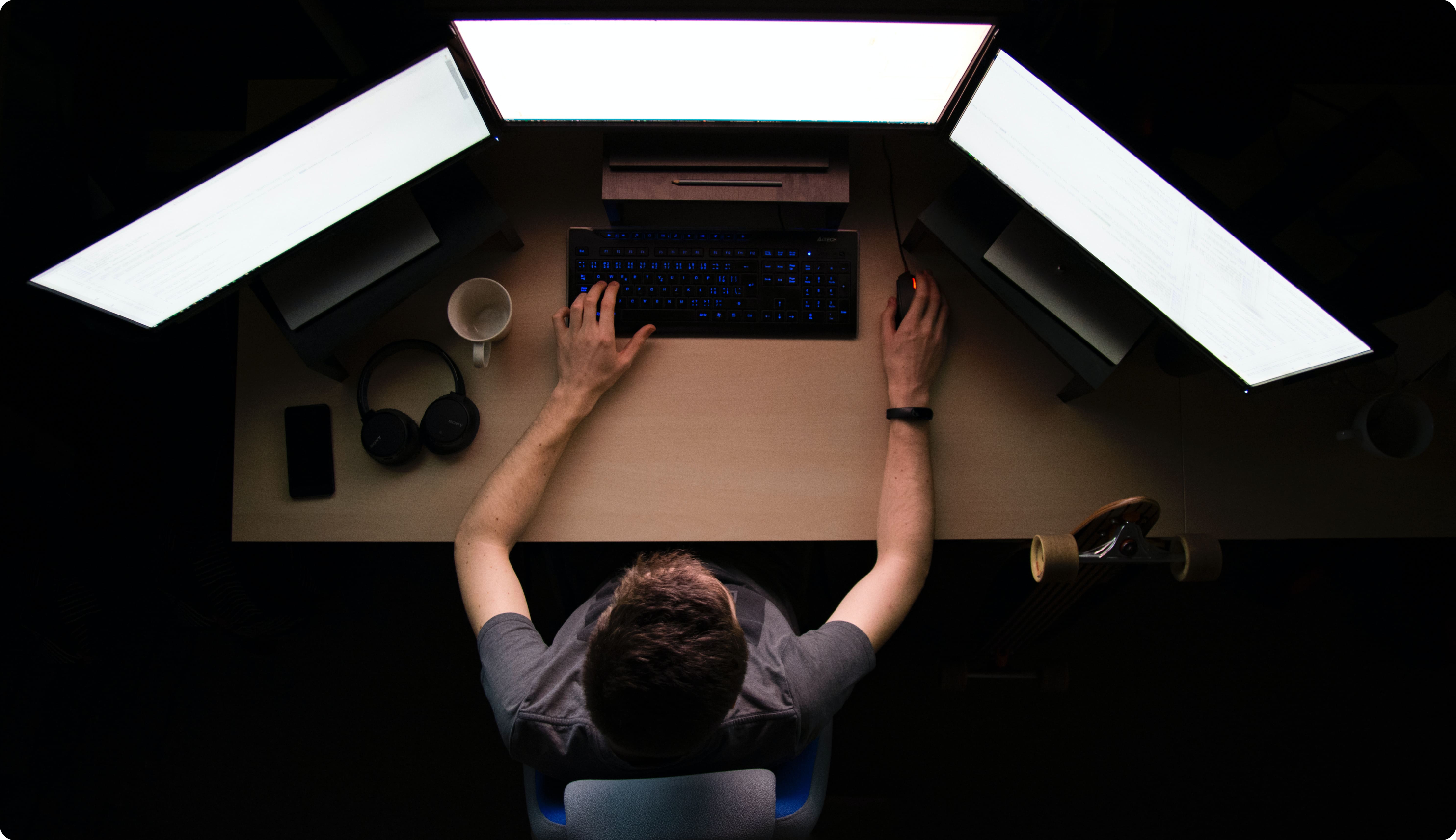 3 monitors and adaptive