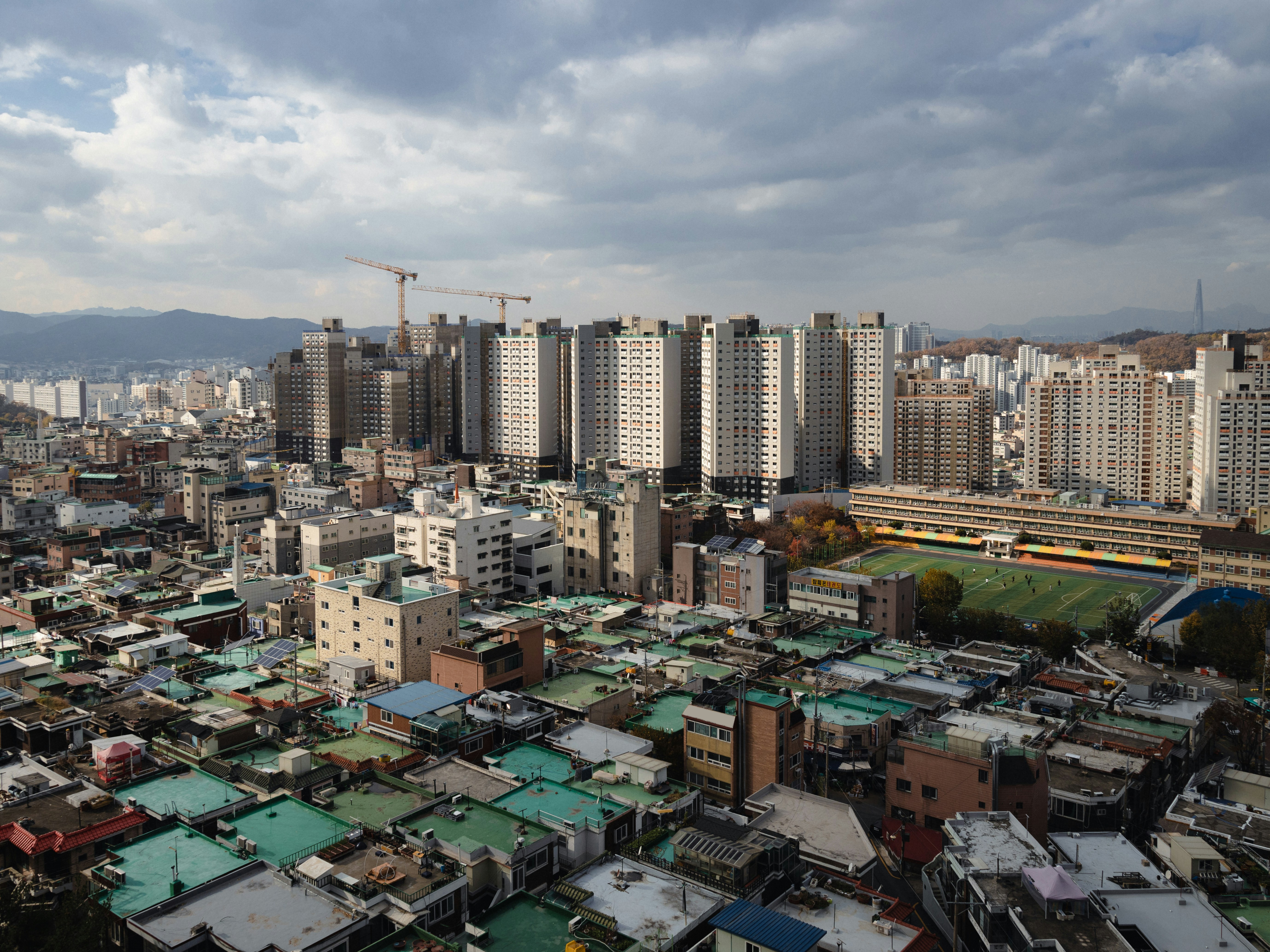 전세사기 개념과 계약서 확인 이미지