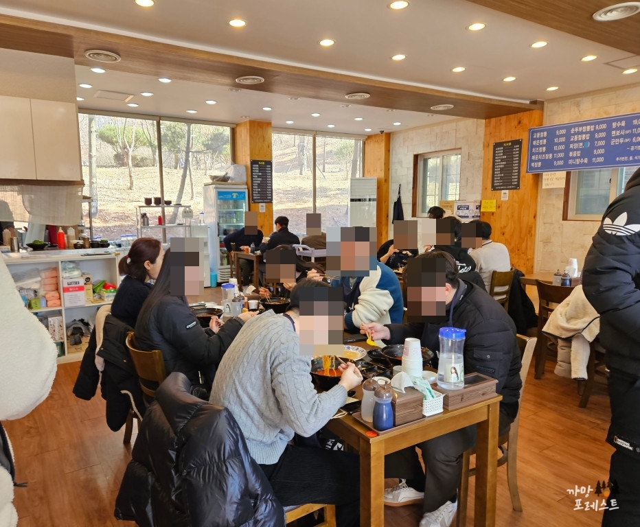 교동짬뽕 분위기