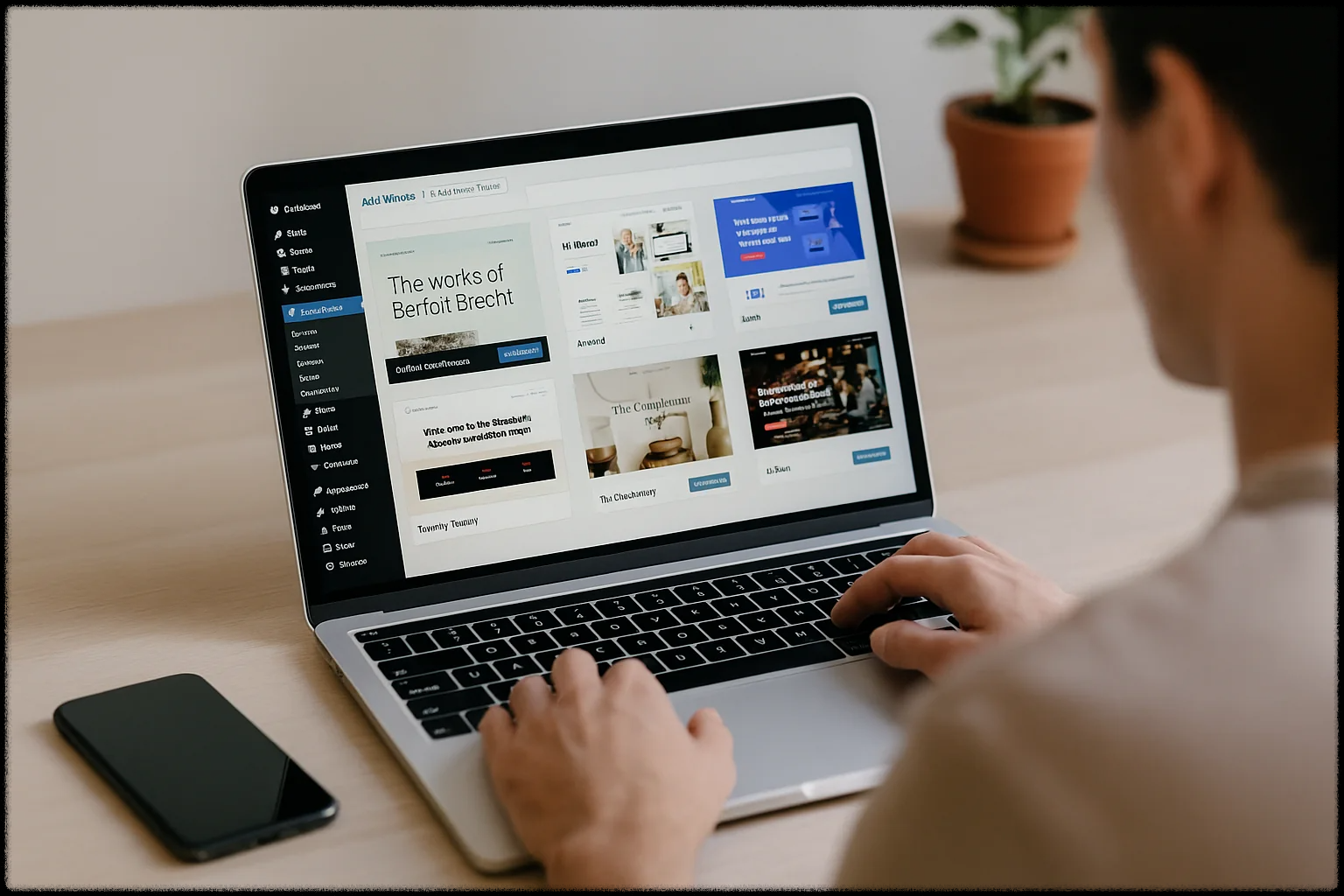 노트북 화면에 다양한 워드프레스 테마 목록이 보이고, 사용자가 테마를 선택하고 있는 이미지