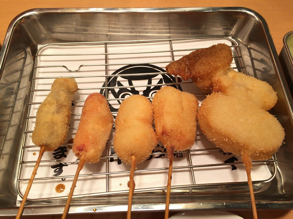 오사카 로컬 맛집 쿠시카츠 꼬치튀김 예시