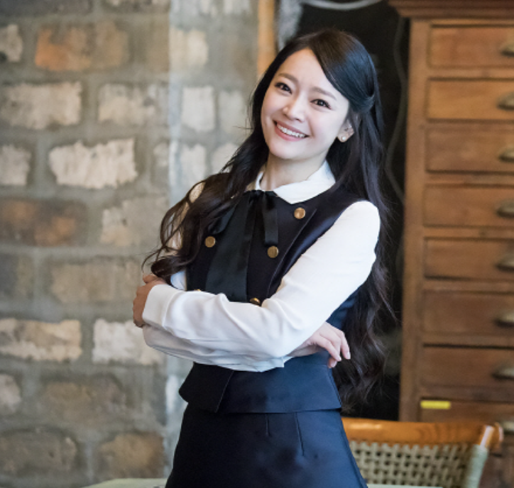 김소현 동안