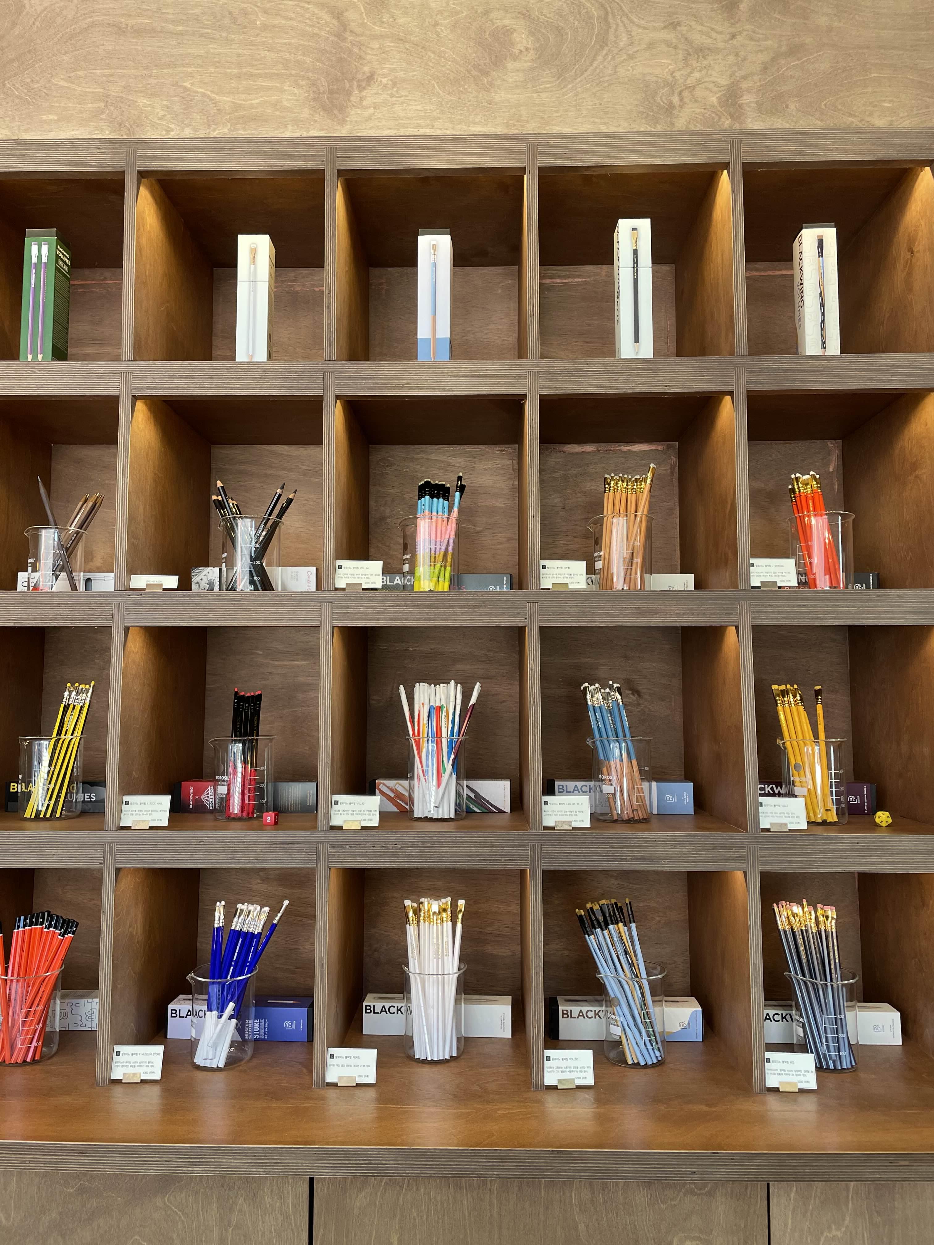 11포인트 가게 내부사진