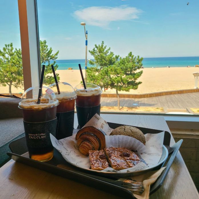 감성 충전! 근처 카페 추천 베이커리카페 클램