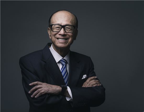 홍콩 최고 부호 리카싱.