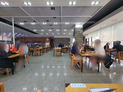 잉꼬칼국수2층내부