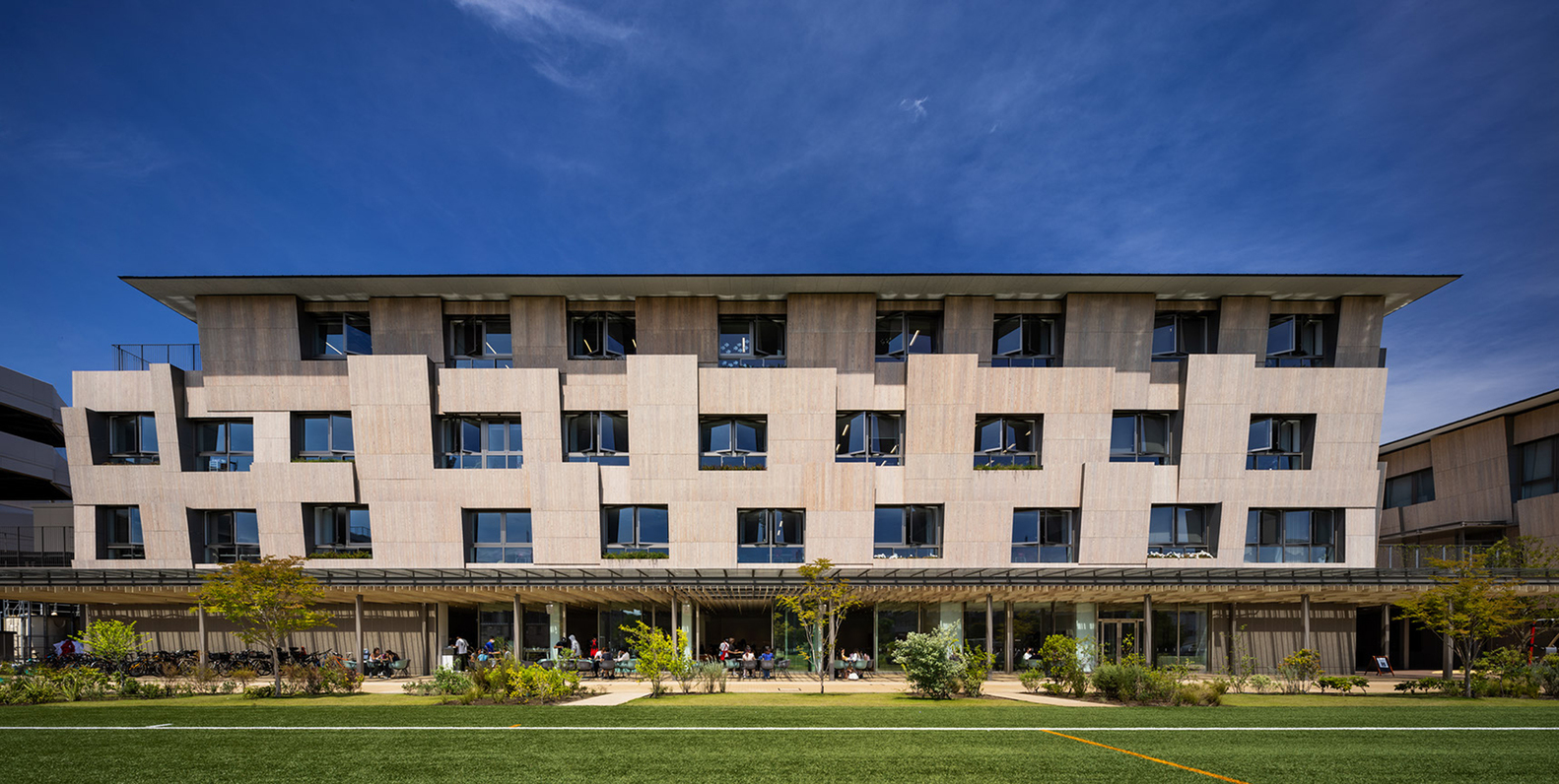 요코하마 국제학교 전경